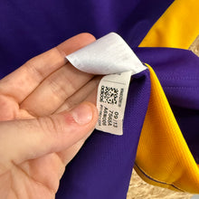 Carregar imagem no visualizador da galeria, Camiseta Los Angeles Lakers Road 2013/14 Kobe Bryant #24 Adidas Vintage- XL/XXL
