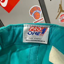 Cargar imagen en el visor de la galería, Gorra Florida Marlins 1992 Pro One Vintage
