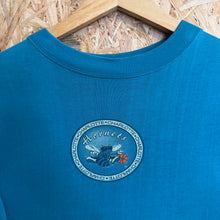 Carregar imagem no visualizador da galeria, Camiseta Charlotte Hornets Early/Mid 90s Nutmeg Mills Vintage - S/M
