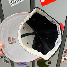 Cargar imagen en el visor de la galería, BNWT Gorra Houston Rockets Early 90s New Era Vintage
