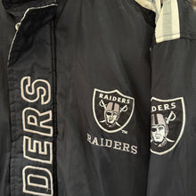 Cargar imagen en el visor de la galería, Chaqueta Oakland Raiders Late 90s Starter Vintage - L/XL
