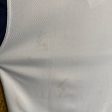 Carregar imagem no visualizador da galeria, Beisbolera New York Yankees Late 90s Starter Vintage- L/XL
