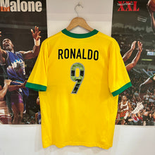 Cargar imagen en el visor de la galería, BNWT Camiseta Algodón Ronaldo R9 Nike Vintage - S/M
