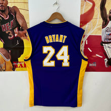 Cargar imagen en el visor de la galería, Camiseta Los Angeles Lakers Home 2014 Kobe Bryant #24 Adidas - S/M

