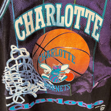 Lade das Bild in den Galerie-Viewer, Camiseta Charlotte Hornets Mid/Late 90’s Starter Vintage - L/XL
