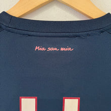 Carregar imagem no visualizador da galeria, Camiseta Bayern Munich 2015-16 Third Costa #11 Adidas - S/M
