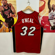 Cargar imagen en el visor de la galería, Camiseta Miami Heat Alternate 2004 Shaquille O’Neal #32 Champion Vintage - XL/XXL
