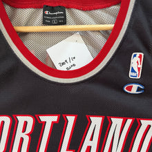 Load image into Gallery viewer, Camiseta Portland Teail Blazers Road 2009-10 Rudy Fernández #5 Champion Vintage - L/XL
