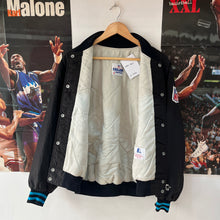 Load image into Gallery viewer, Chaqueta Bomber Carolina Panthers Mid 90’s Starter Vintage - S/M
