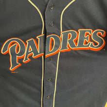 Carregar imagem no visualizador da galeria, Beisbolera San Diego Padres 1997 Alternate Russell Athletic Vintage- L/XL
