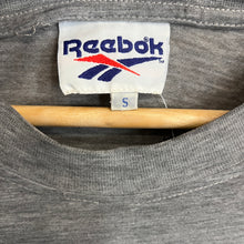 Charger l'image dans la galerie, Camiseta Shaq Early/Mid 90’s Reebok Vintage - S/M
