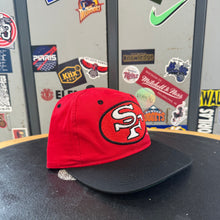 Cargar imagen en el visor de la galería, Gorra San Francisco 49ers 90s  Sports Specialties Vintage

