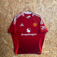 Load image into Gallery viewer, Camiseta Manchester United 2024-25 Home Nike - XL/XXL

