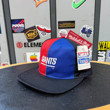 Cargar imagen en el visor de la galería, BNWT Gorra New York Giants 1993 AMCAP Vintage
