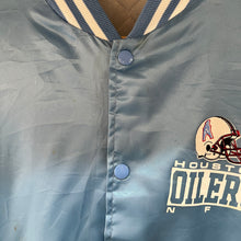 Load image into Gallery viewer, Chaqueta Bomber Satinada Houston Oilers Chalk Line Vintage Late 80’s / Early 90’s - S/M
