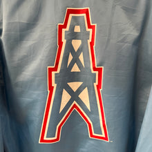 Load image into Gallery viewer, Chaqueta Bomber Satinada Houston Oilers Chalk Line Vintage Late 80’s / Early 90’s - S/M
