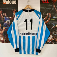 Cargar imagen en el visor de la galería, Camiseta TSV 1860 Munich 1995-96 Home Nike - M/L
