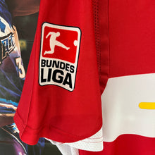 Charger l&#39;image dans la galerie, Camiseta Stuttgart 2007-08 Away Khedira #28 Puma - L/XL
