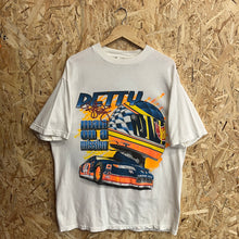 Cargar imagen en el visor de la galería, Camiseta Kyle Petty #44 1998 Tultex Vintage - XL/XXL

