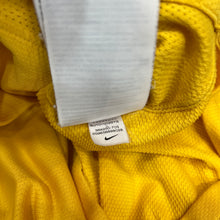 Cargar imagen en el visor de la galería, Camiseta Brasil 2010 Home Nike - L/XL
