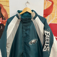 Load image into Gallery viewer, Parka Philadelphia Eagles Firmada NFL Y2K - XXL/3XL
