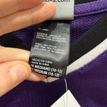 Cargar imagen en el visor de la galería, Camiseta Sacramento Kings Road 2006/08 Ron Artest #93 Adidas Vintage - M YOUTH
