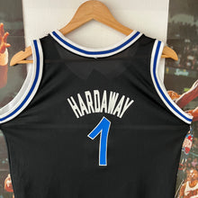 Lade das Bild in den Galerie-Viewer, Camiseta Orlando Magic Alternate 1994-95 Penny Hardaway #1 Champion Vintage - XL Youth

