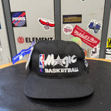 Cargar imagen en el visor de la galería, BNWT Gorra Orlando Magic Champion Mid 90s Vintage
