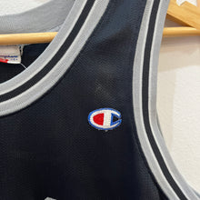 Cargar imagen en el visor de la galería, Camiseta San Antonio Spurs 1993-94 Road David Robinson #50 Champion Vintage - S/M
