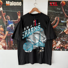 Cargar imagen en el visor de la galería, BNWT Camiseta San Jose Sharks 1994 Magic Johnson T’s Vintage - XL/XXL
