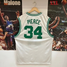 Lade das Bild in den Galerie-Viewer, Camiseta Boston Celtics 2004-06 Home Paul Pierce #34 Reebok Vintage - L/XL/XXL

