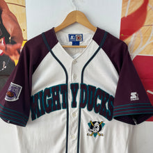 Cargar imagen en el visor de la galería, Beisbolera Anaheim Mighty Ducks Starter Mid/Late 90’s Vintage - L/XL
