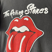Cargar imagen en el visor de la galería, Camiseta The Rolling Stones World Tour 81-82 (Reissue) Early 90s Brockum Worldwide Vintage - L/M
