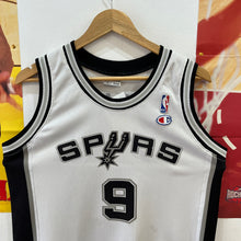 Cargar imagen en el visor de la galería, Camiseta San Antonio Spurs Home 2001-03 Tony Parker #9 Champion Vintage - XL Youth
