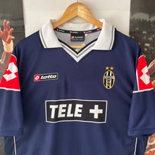 Cargar imagen en el visor de la galería, Camiseta Juventus 2000-01 Third Coppa Italia Lotto Vintage - L/XL
