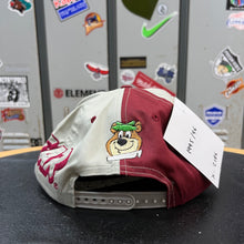 Charger l&#39;image dans la galerie, Gorra Yogi Bear 1995-96 Vintage
