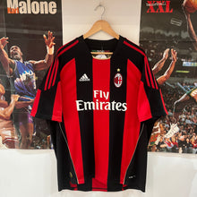 Load image into Gallery viewer, Camiseta AC Milan 2010-11 Home Puma - L/XL
