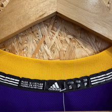 Charger l'image dans la galerie, Camiseta Los Angeles Lakers 2013/14 Road Kobe Bryant #24 Adidas - S/M
