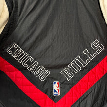 Cargar imagen en el visor de la galería, Chaqueta Chicago Bulls Early 90s Starter Vintage - L/XL
