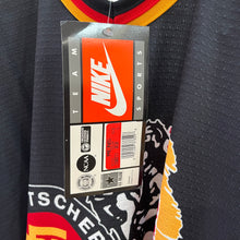 Cargar imagen en el visor de la galería, BNWT Camiseta Hockey Alemania 1996 Away Nike Vintage - L/XL
