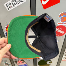 Carregar imagem no visualizador da galeria, Gorra Chicago Bears AJD 90s Vintage

