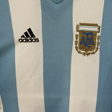 Load image into Gallery viewer, Camiseta Selección Argentina 2002 Home Adidas Vintage - M/L
