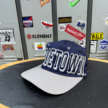 Cargar imagen en el visor de la galería, Gorra Georgetown Hoyas Drew Pearson 1992 Vintage
