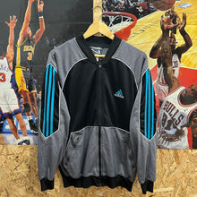 Cargar imagen en el visor de la galería, Chaqueta Adidas Late 90’s Vintage - M/L

