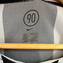 Cargar imagen en el visor de la galería, Camiseta Juventus 2004-05 Home Nike Vintage - M/L
