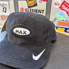 Load image into Gallery viewer, BNWT Gorra Nike Air Max 1998 Vintage
