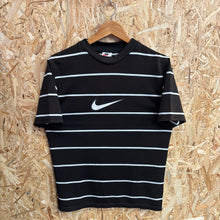 Cargar imagen en el visor de la galería, Camiseta Nike 1997 Vintage - XS/S
