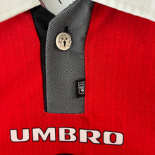 Cargar imagen en el visor de la galería, Camiseta Manchester United 1996-98 Home Umbro Vintage - L/XL
