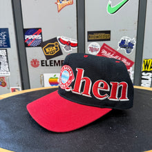 Cargar imagen en el visor de la galería, Gorra Bayern München 90s Universal Athletics Vintage
