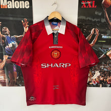 Cargar imagen en el visor de la galería, Camiseta Manchester United 1996-98 Home Umbro Vintage - L/XL
